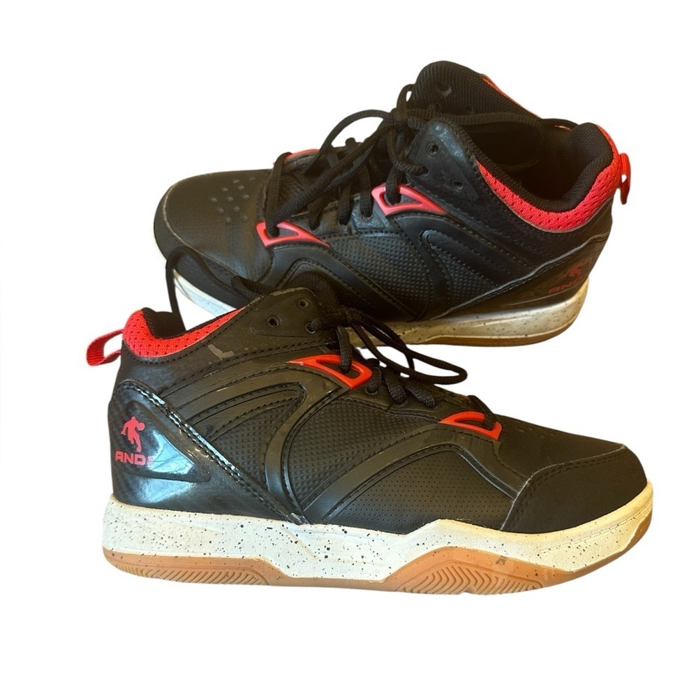 AND1 Boys Black Red Mid Top Basketball Shoes Gum Sole Size 3